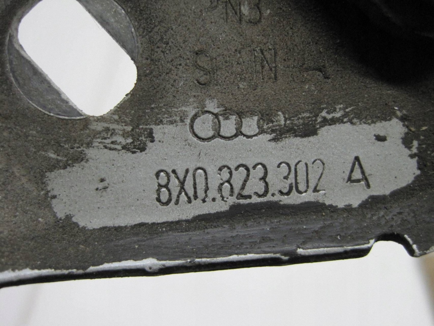 hinges hinge bonnets right AUDI A1 8X0 8X0823302A