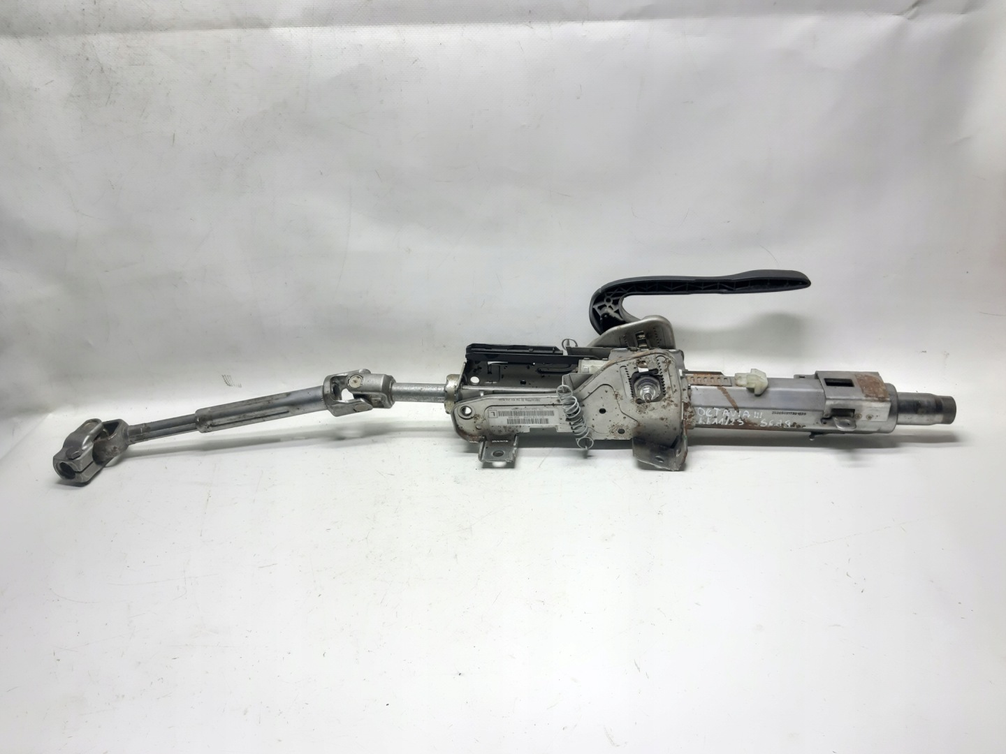 steering wheel rod SKODA OCTAVIA III