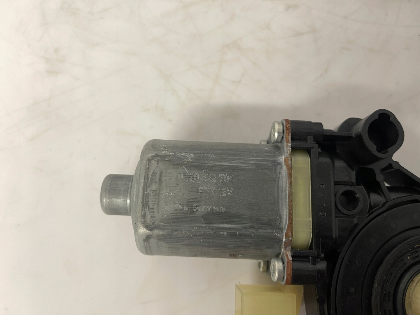 AUDI A4 B9 mini motor windows right front 8W0959802