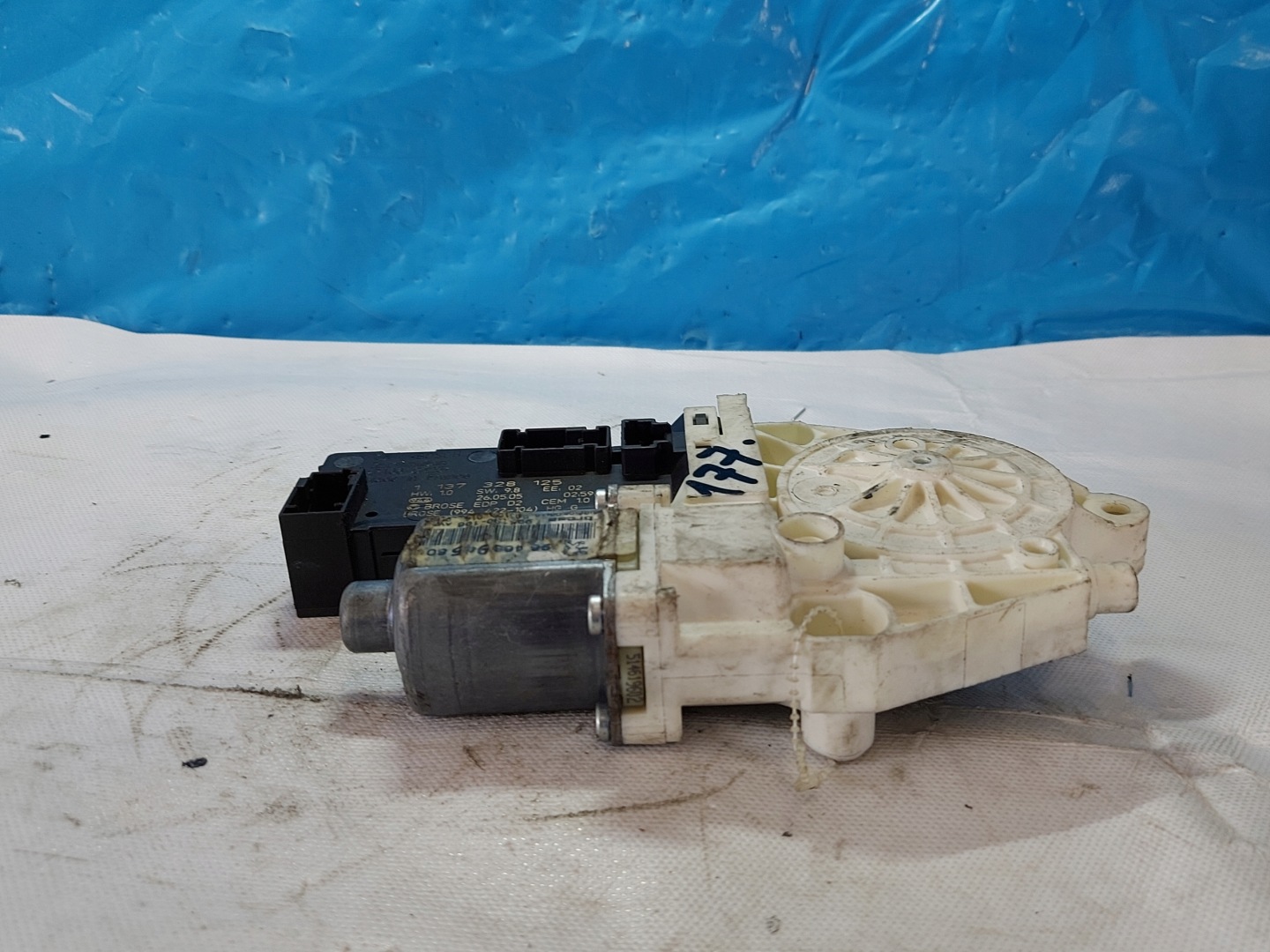 engine lifting windows PEUGEOT 407 1137328125 left front