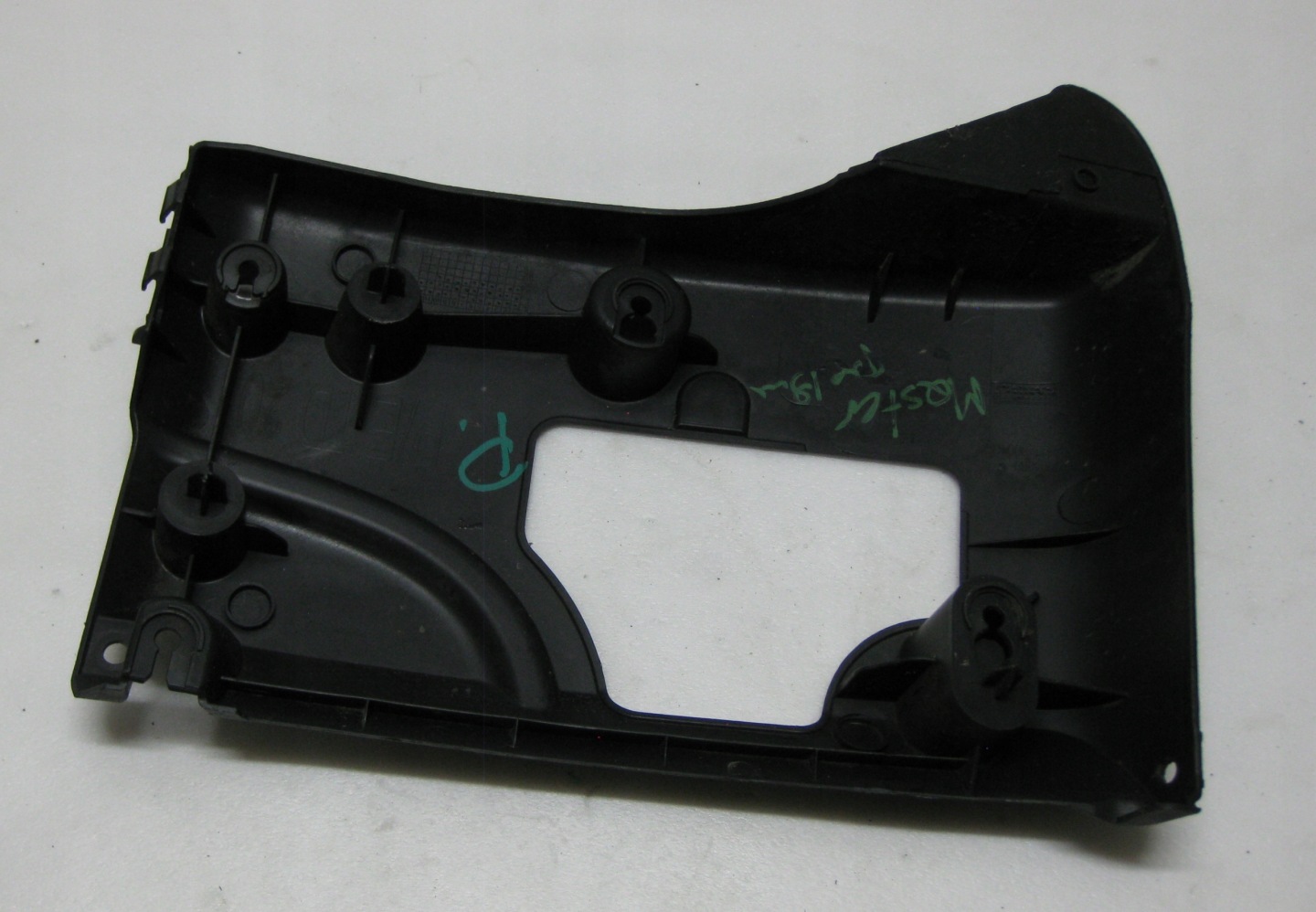 RENAULT MASTER III LIFT bumper bracket right rear part 852220001R