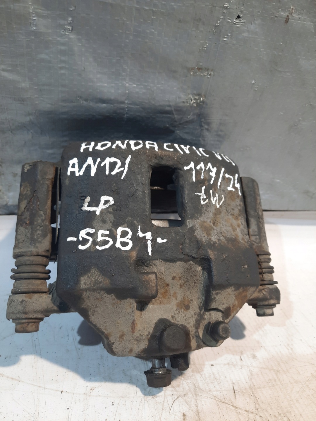 HONDA CIVIC VII 1.7 CTDI left caliper JARZMO front front