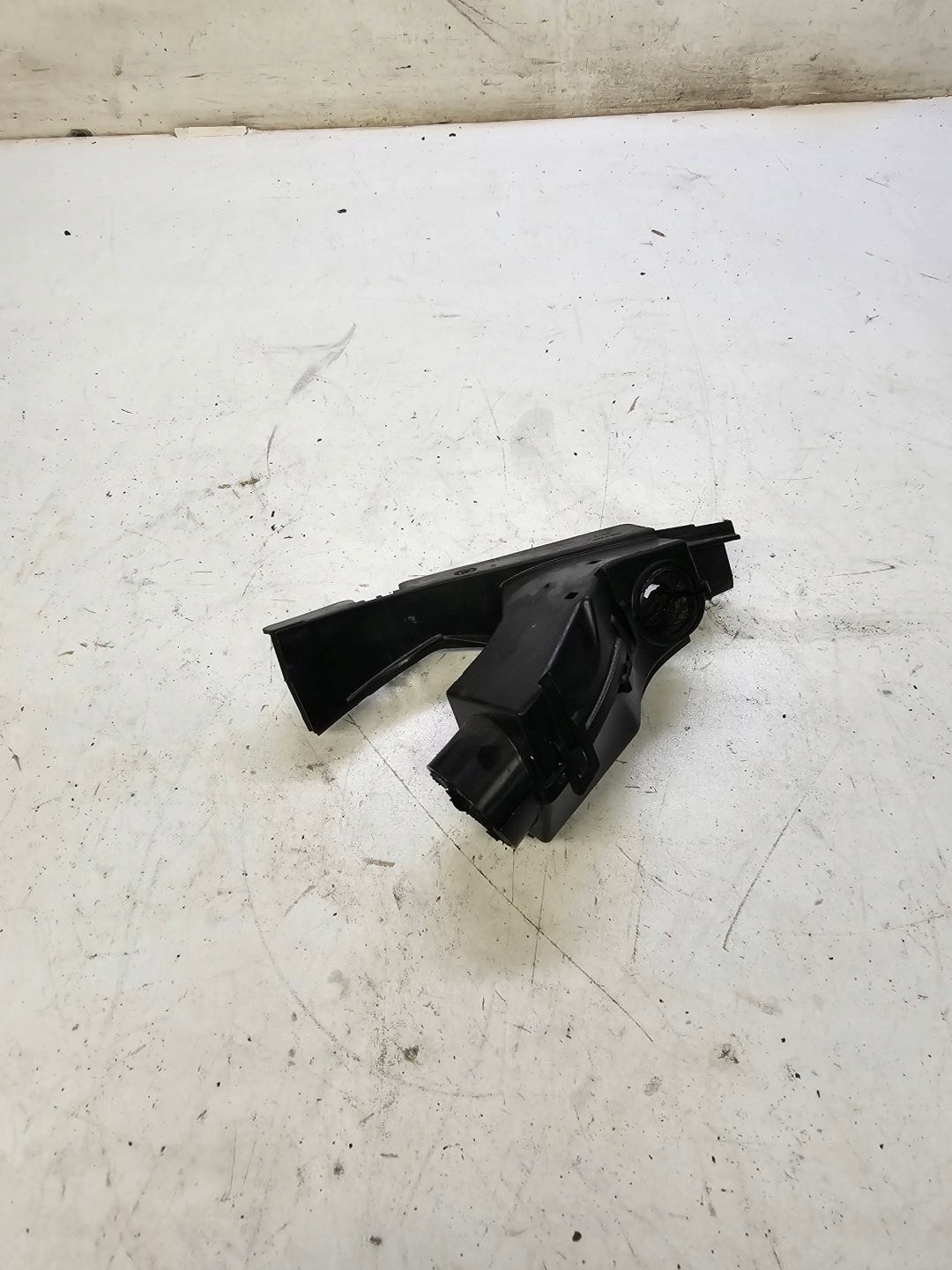 drain PRZEWODU under the window AUDI A6 C8 4K0971871D