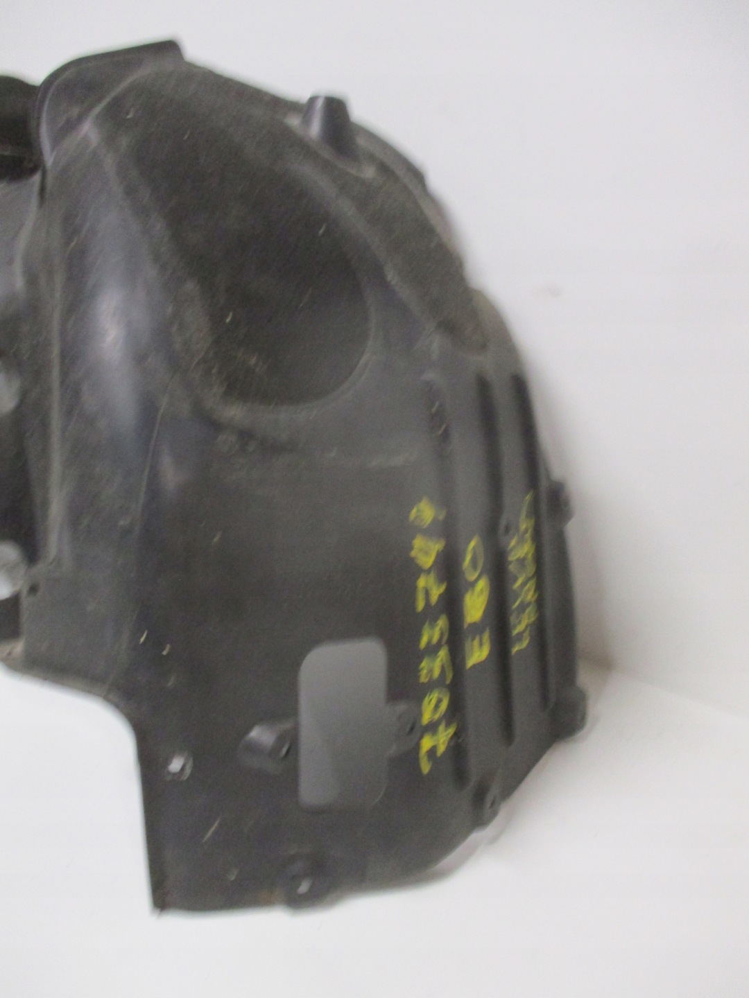 mudguard BMW 5 E60 7033750 7033749 right left front