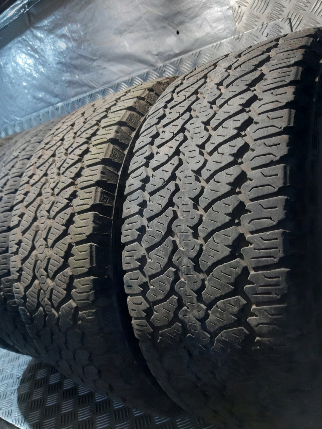 tyres 4x GENERAL GRABBER AT3 235/55 R17 99H