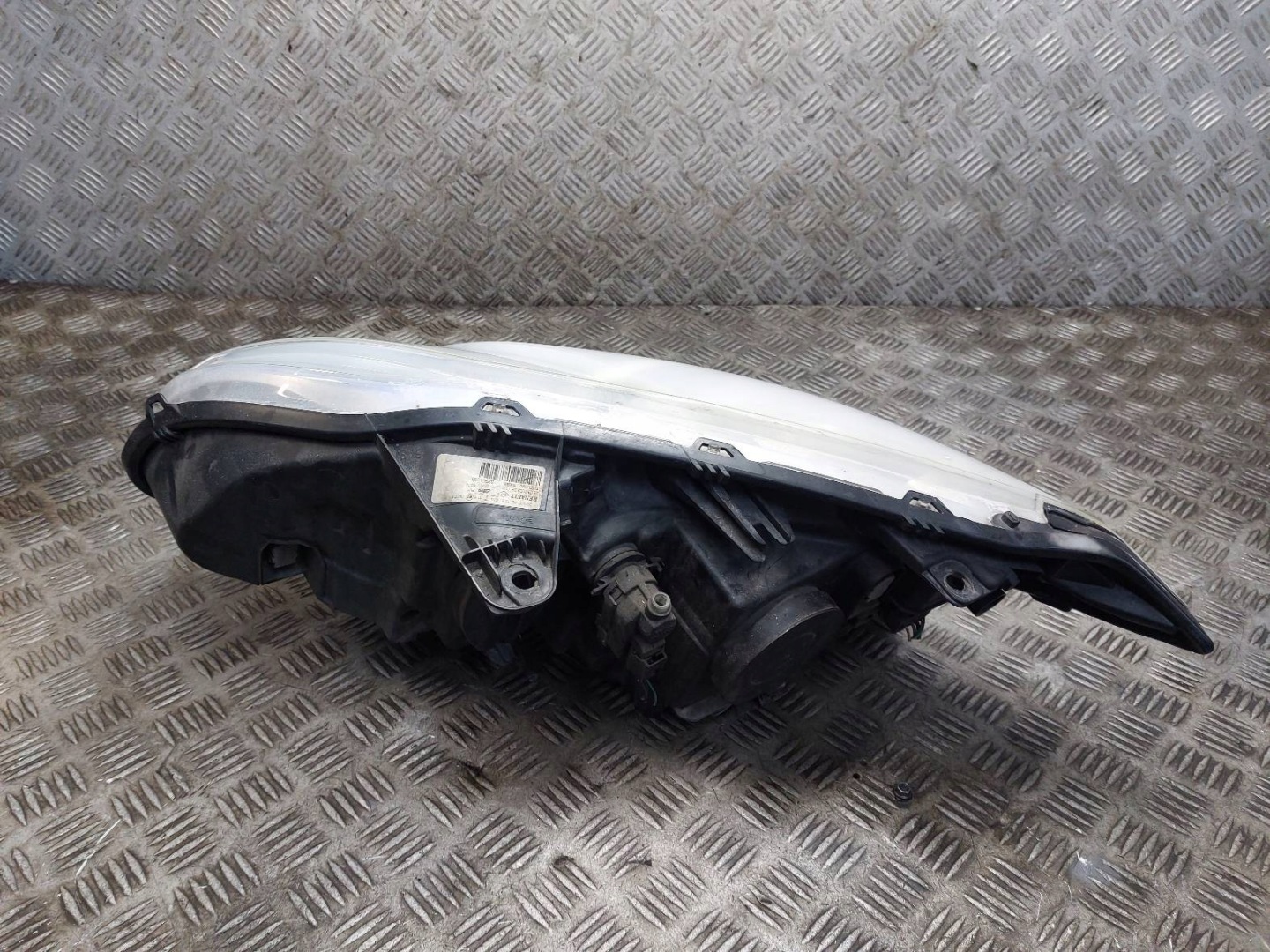 light right front RENAULT LAGUNA III 89901833