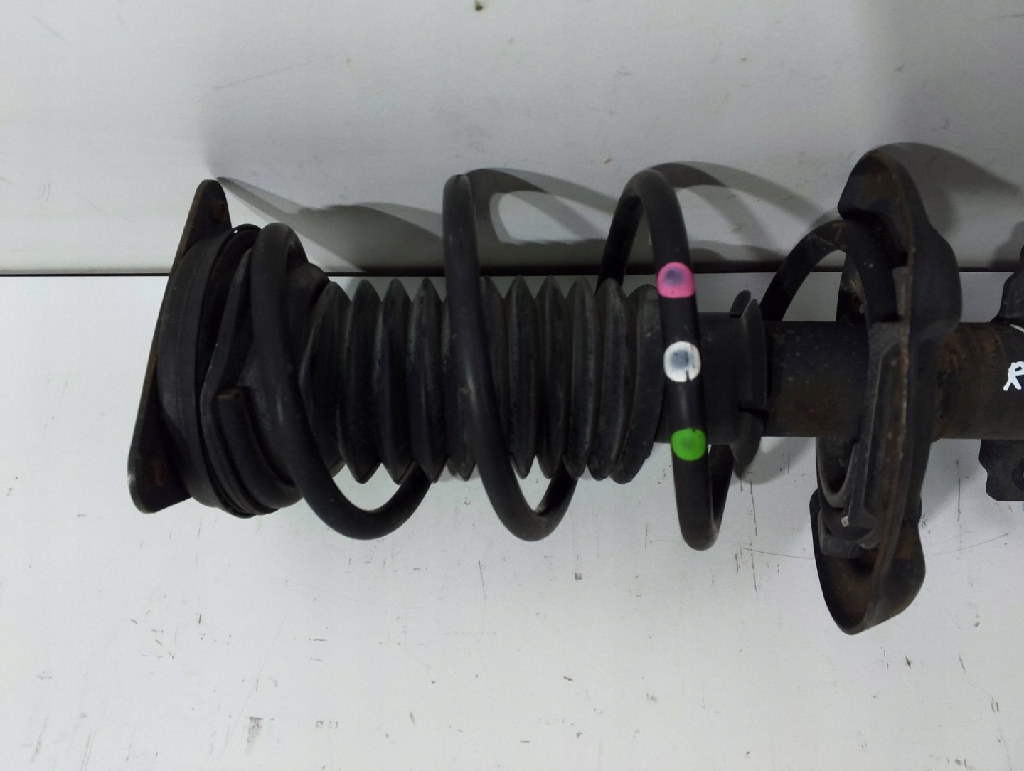Renault Megane IV shock absorber front 543025200R (F268)