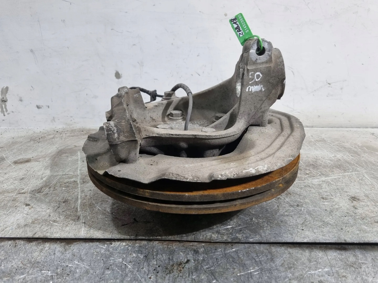 GLAVČINA LIJEVI PREDNJI DIO 6764443 BMW 1 E87 E81 E90 E92 E91