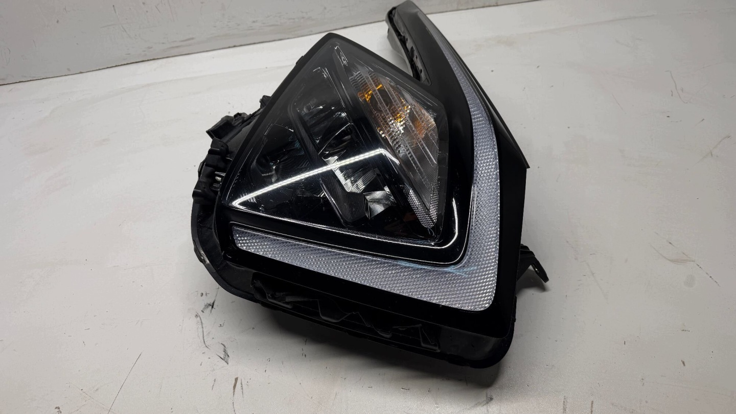 KIA SPORTAGE V light FULL LED right right front front EUROPA nice