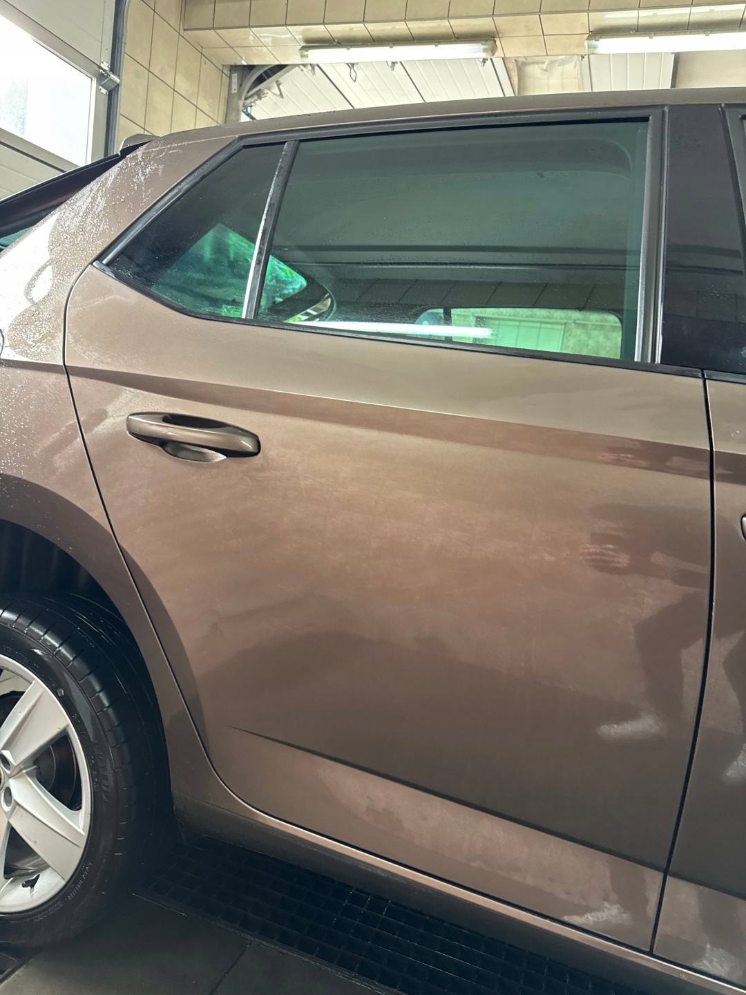 SKODA FABIA III FL HATCHBACK door right rear. colour LH8Z complete BDB