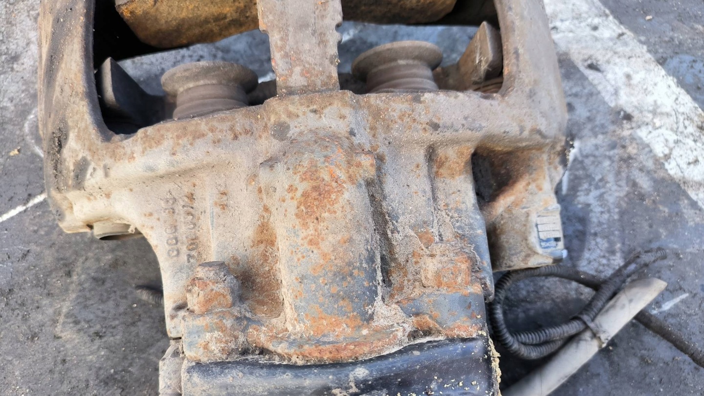 caliper brake front right Mercedes-BENZ ECONIC 2628