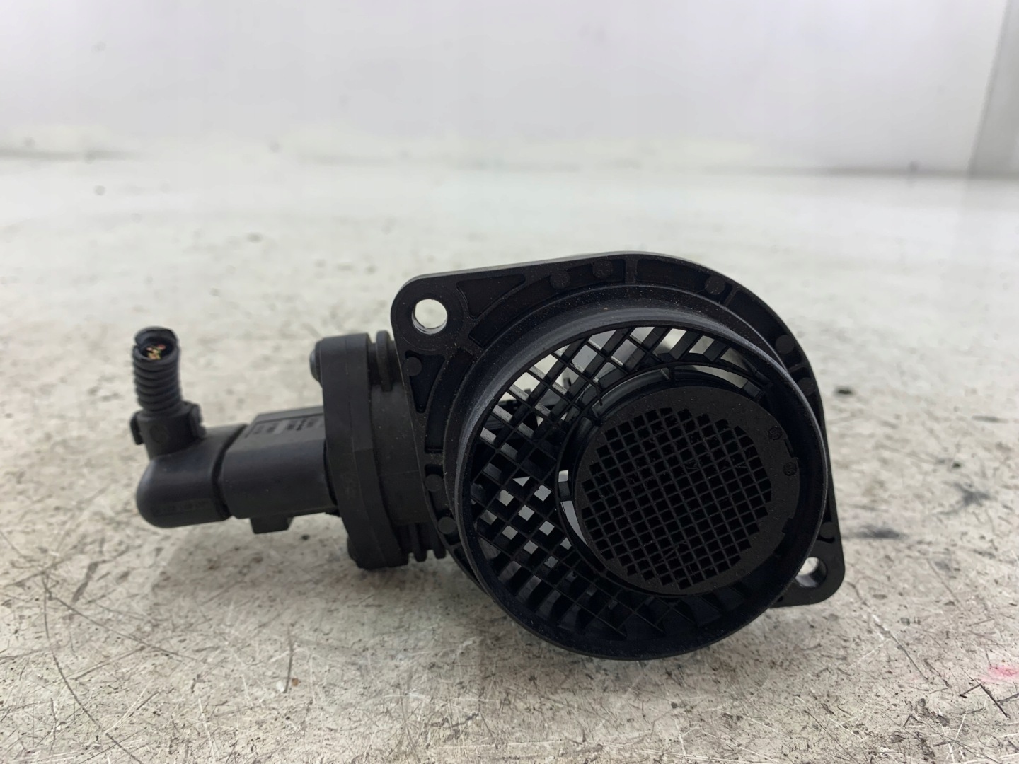 AUDI A3 8P VW GOLF V 1.9 TDI flow meter 038906461B