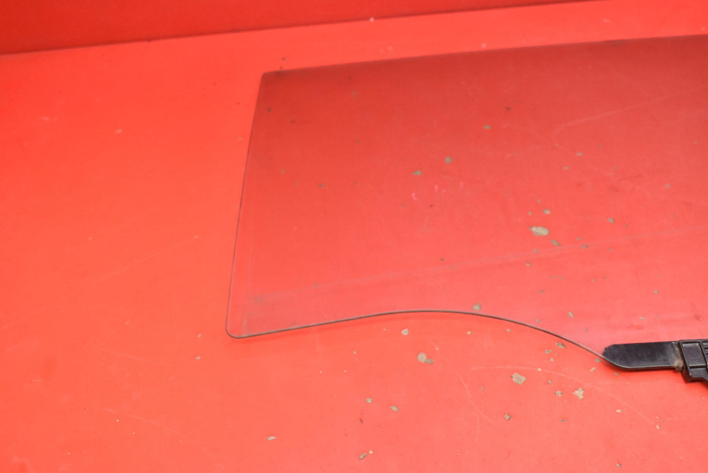 window side left rear part rear KIA SPORTAGE 4 IV 15-21