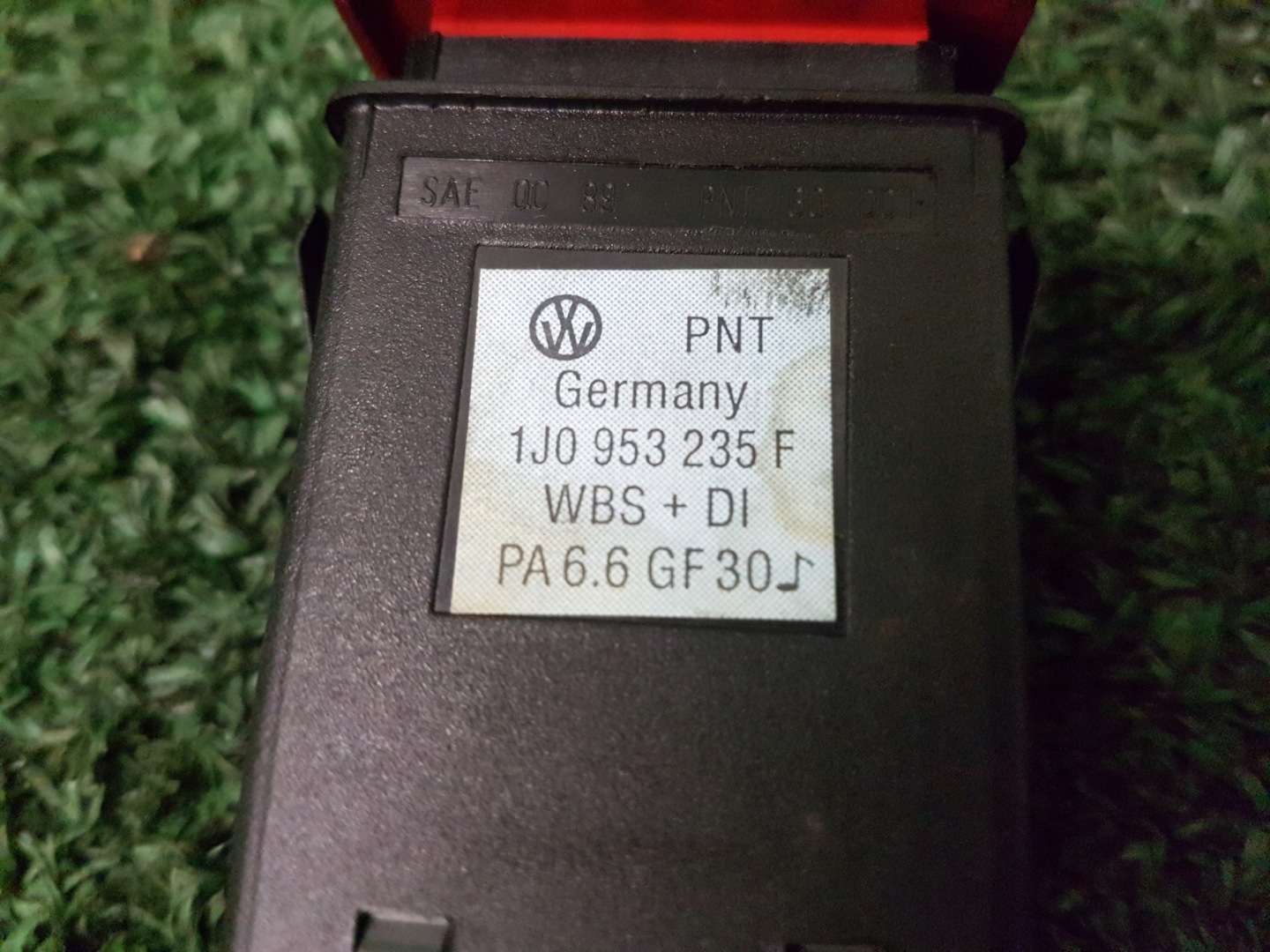 Interruttore comando luci Luci di emergenza VOLKSWAGEN GOLF 4