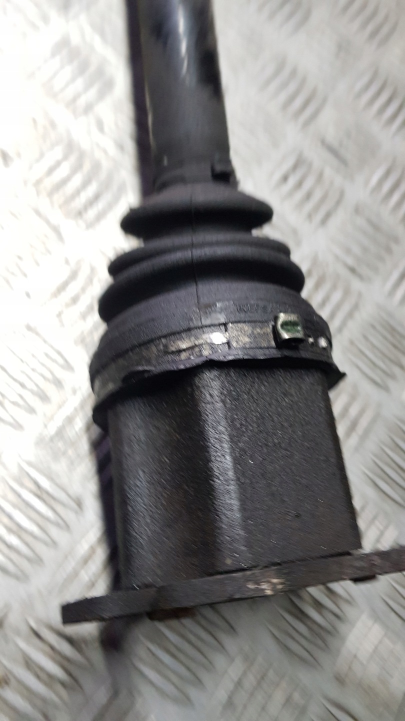 AUDI A8 D3 3.0 TDI semi-axis left front 4e0407271p