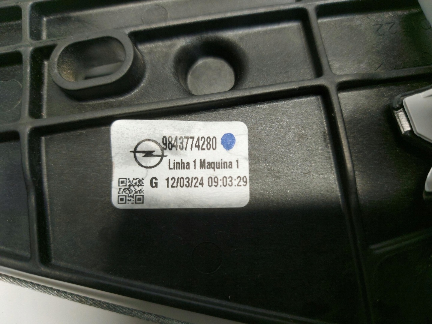 Opel Mokka-E II B window regulator mechanism rear part left 9843774280