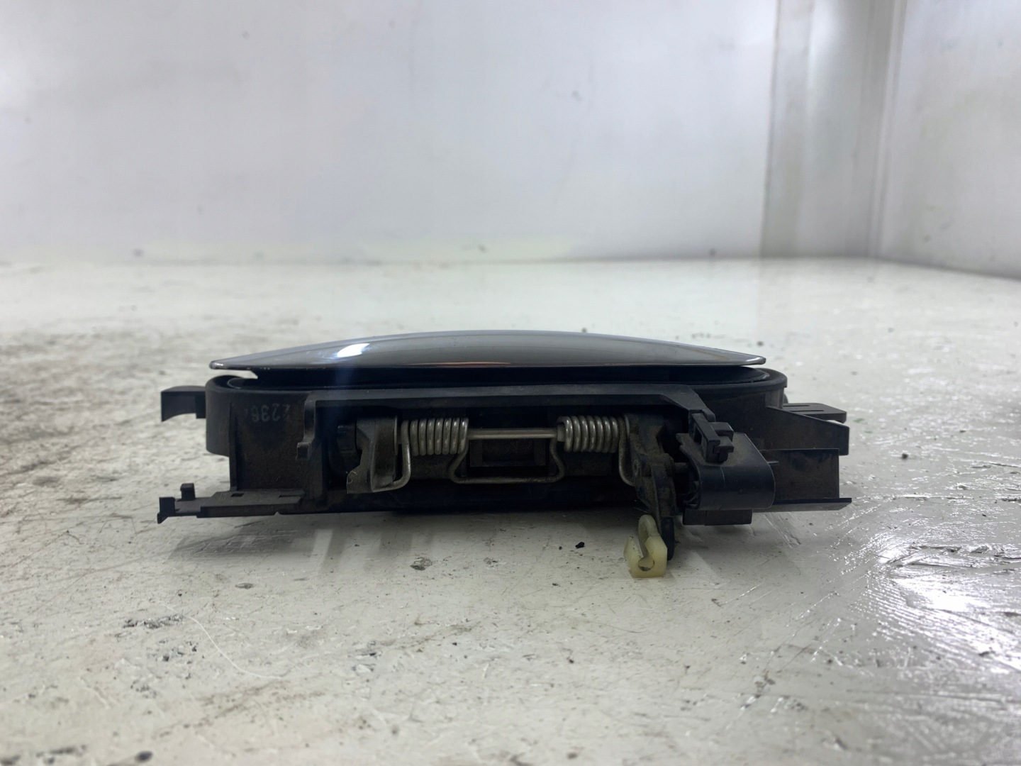 AUDI A6 C6 handle exterior right rear part