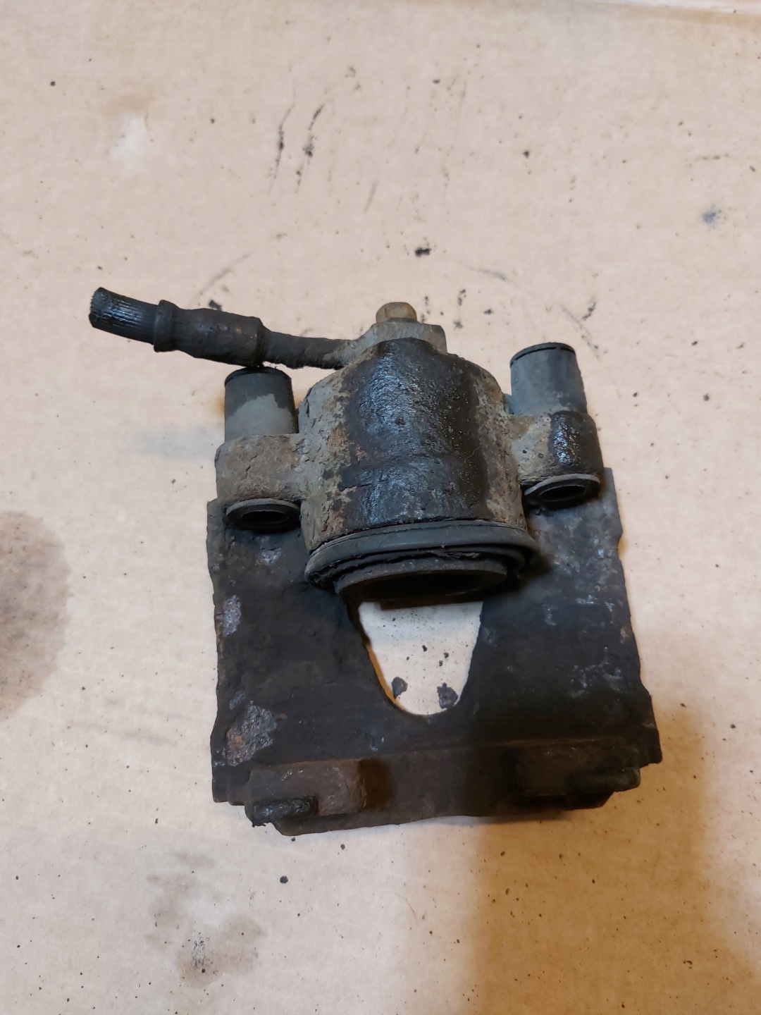 caliper brake right front OPEL CORSA B 1.0