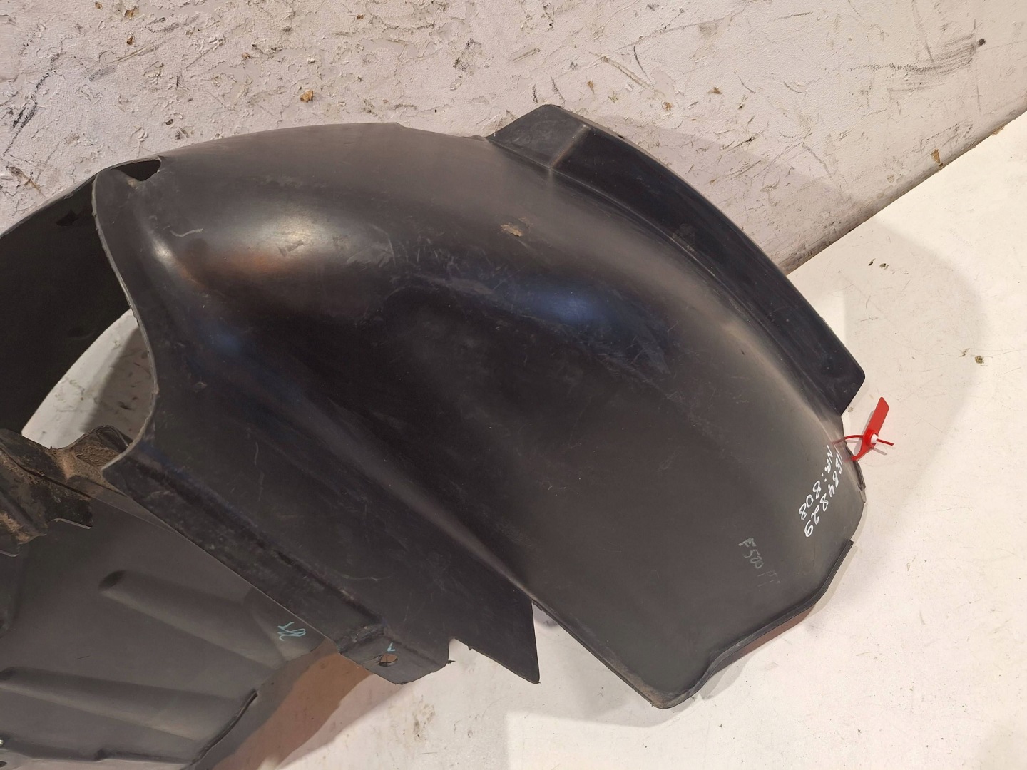 mudguard right rear part 51884829 FIAT 500L 2012