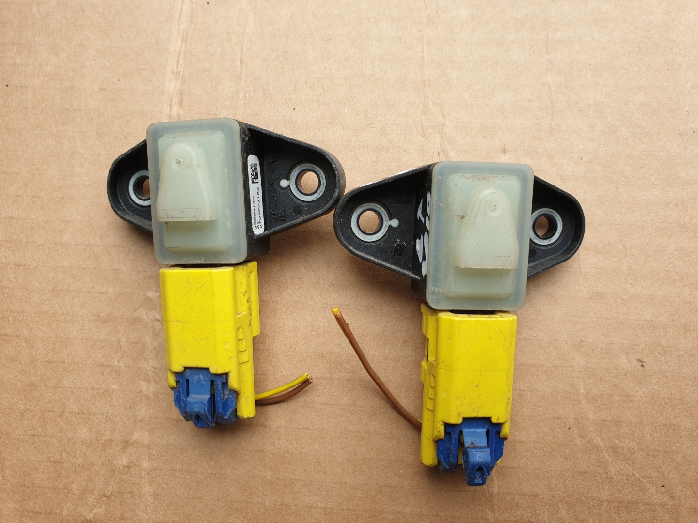 impact sensor LEON ALTEA TOLEDO 5N0959354A