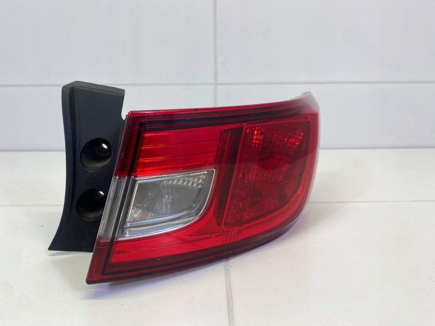 light rear right side Renault Clio 4 2015 265502831R