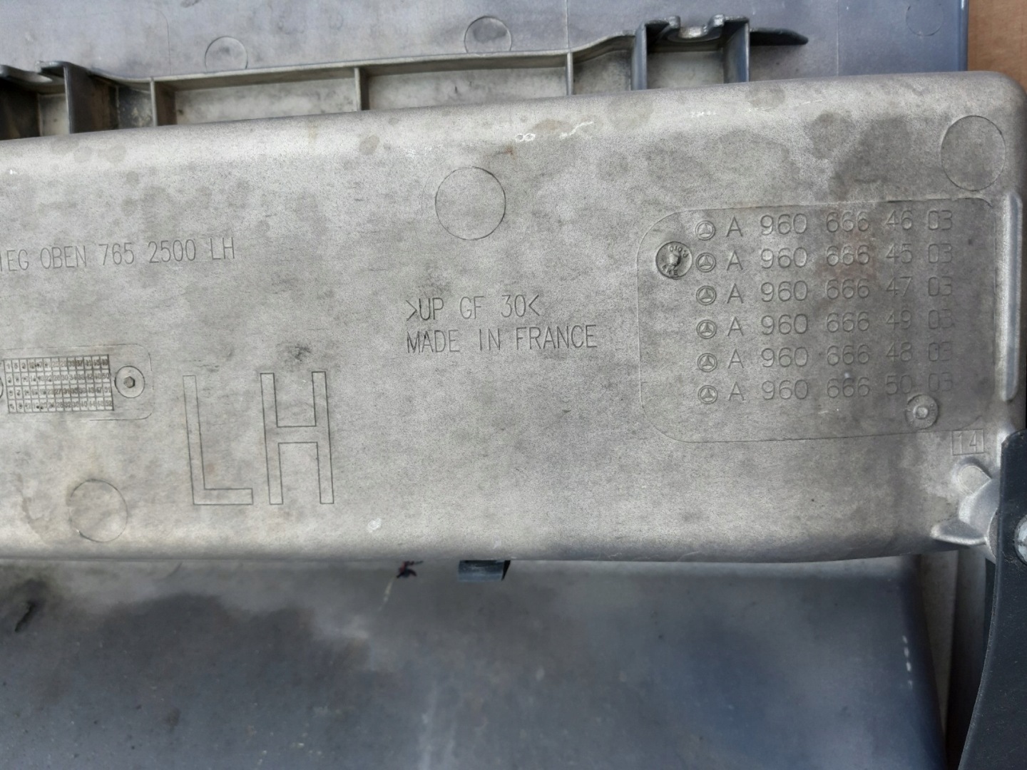 Mercedes Actros MP4 Stopien Stopnica left 9606664603