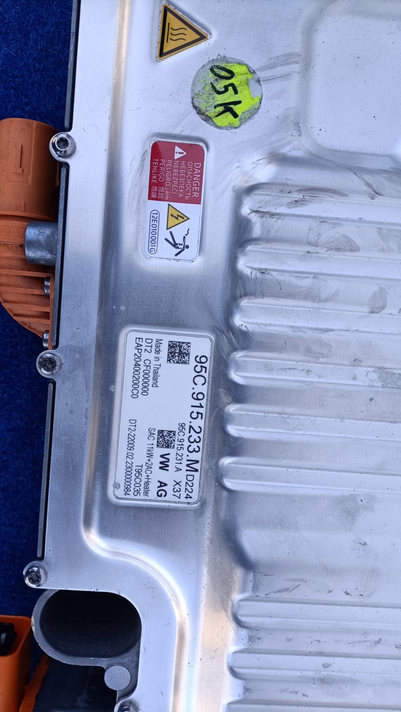 PORSCHE MACAN 95C modulo LADOWANIA BATERIA 95C915233M DOM/BAT/4