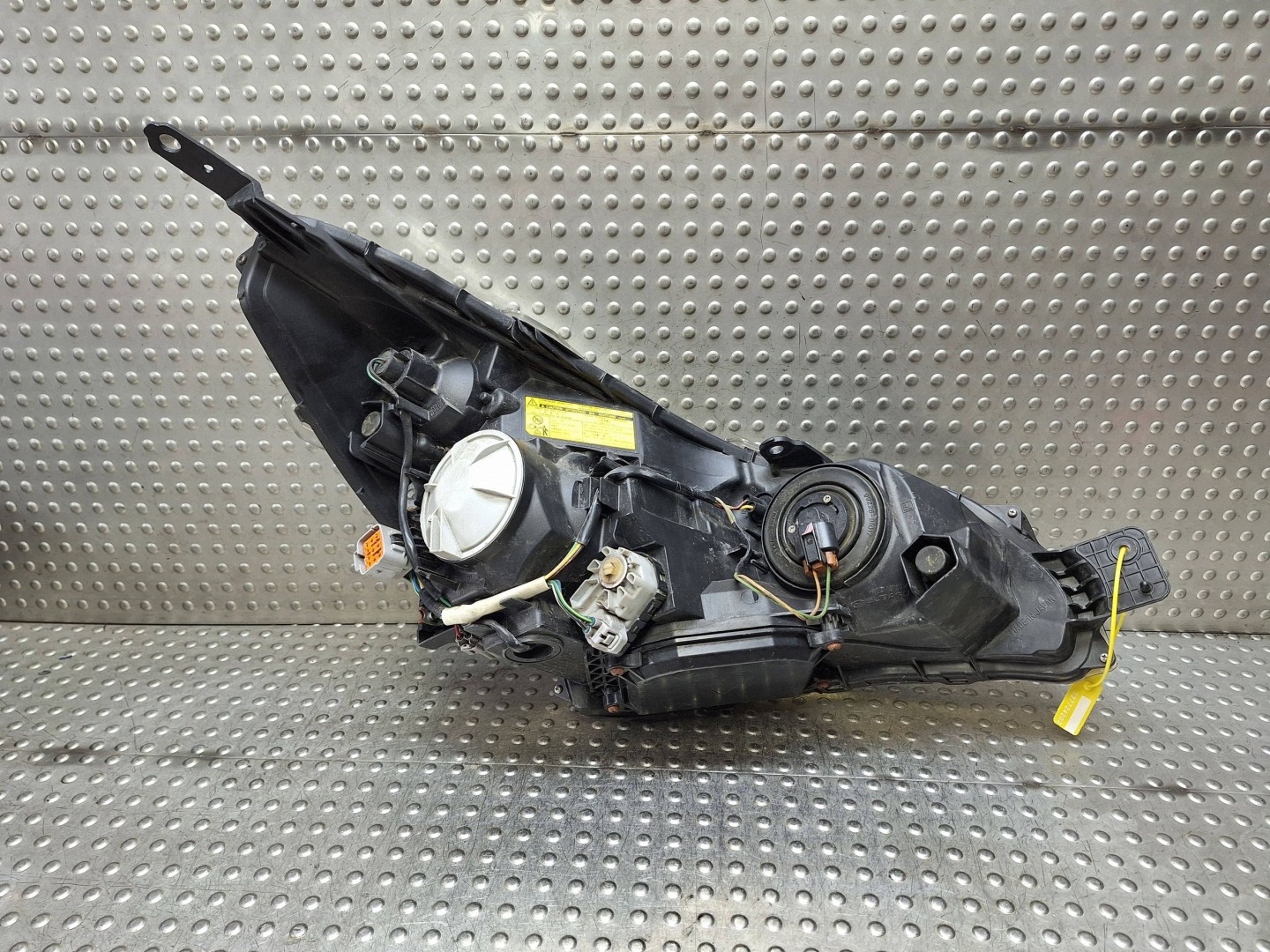 XENON left REFLEKTOR SUBARU LEGACY OUTBACK 09-12 EU
