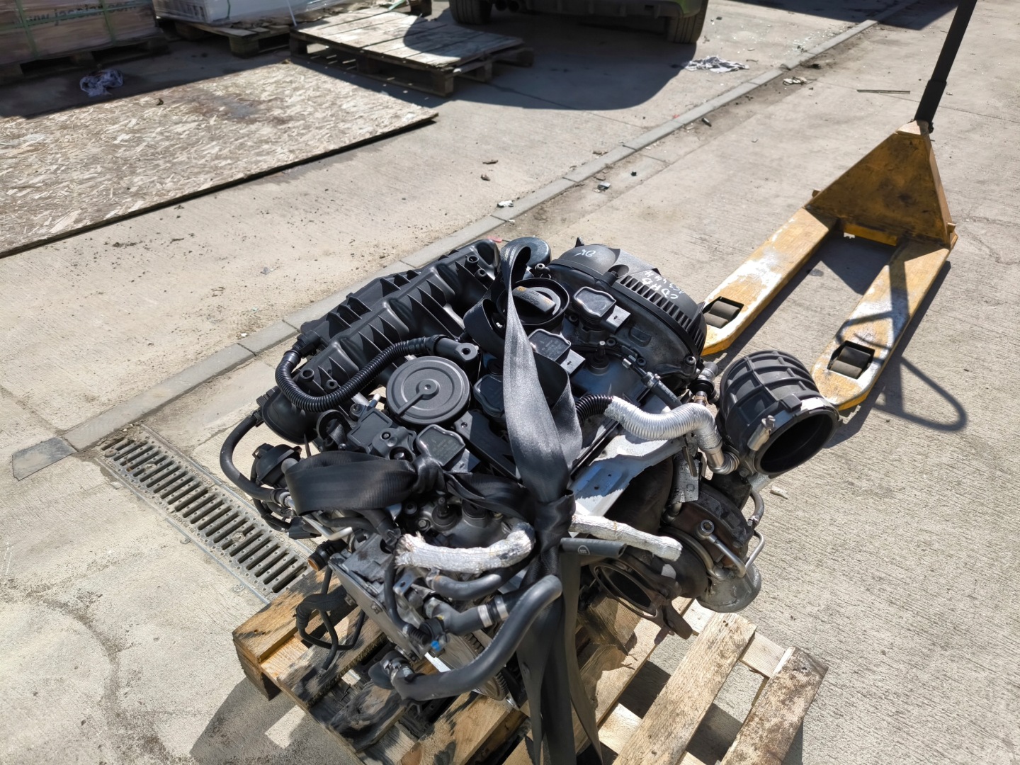 engine complete AUDI A4 A5 Q5 1.8 TFSI CDH CDHB original !