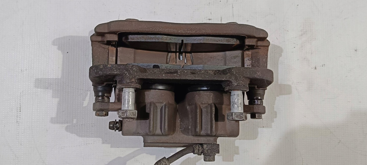 caliper brake front front left Chevrolet Corvette C5 1997-2004