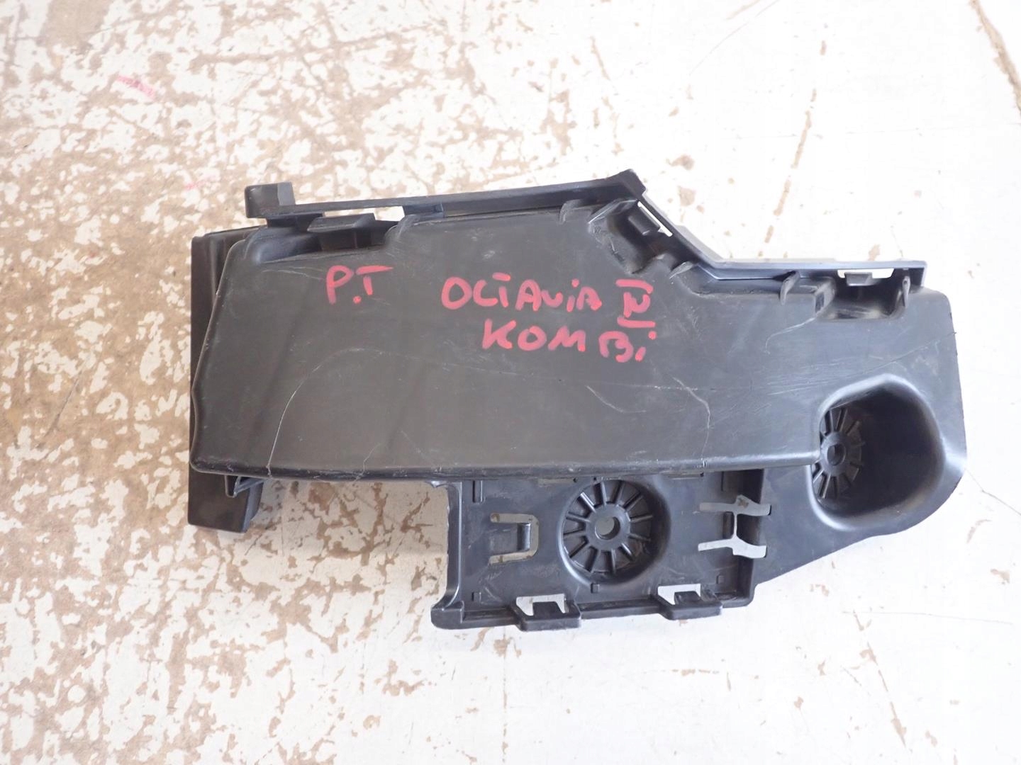 bumper bracket right rear part SKODA OCTAVIA IV 2020