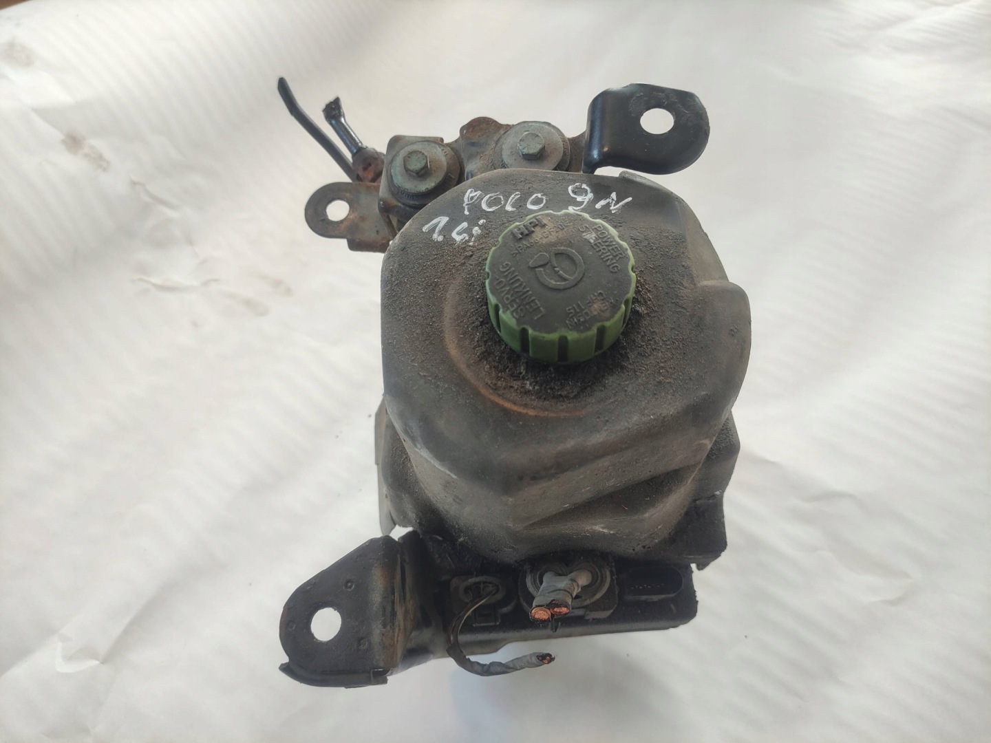 servo pump VOLKSWAGEN Polo IV 9N 1.4 B KOYO