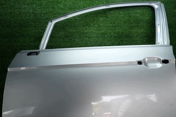 VW GOLF SPORTSVAN 12- door left front front