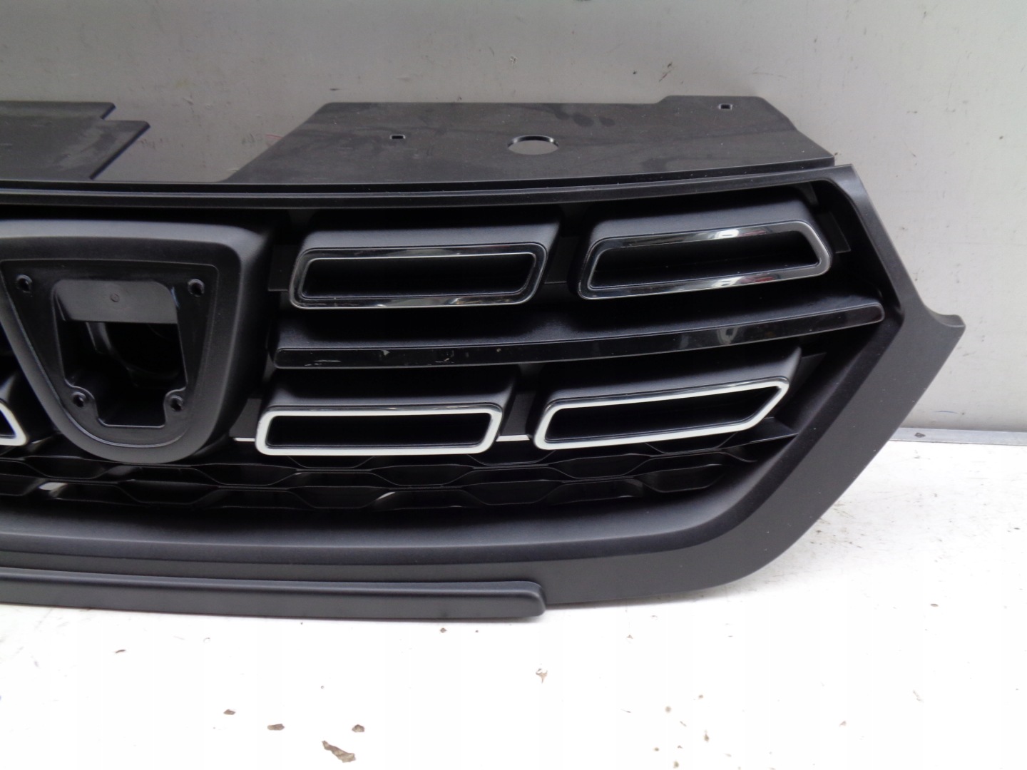 nova maska DACIA LODGY 18- LIFT