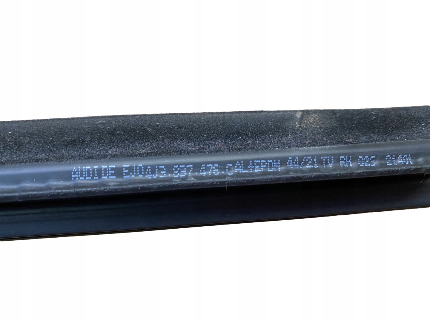 AUDI ETRON GT moulding dust door right front 4J3837476C