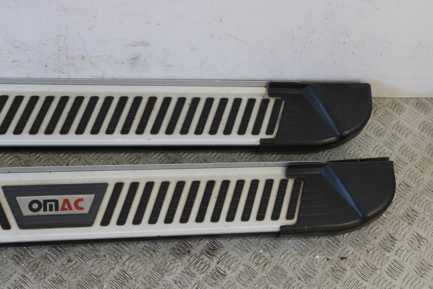 threshold thresholds exterior OMAC DODGE RAM V 5