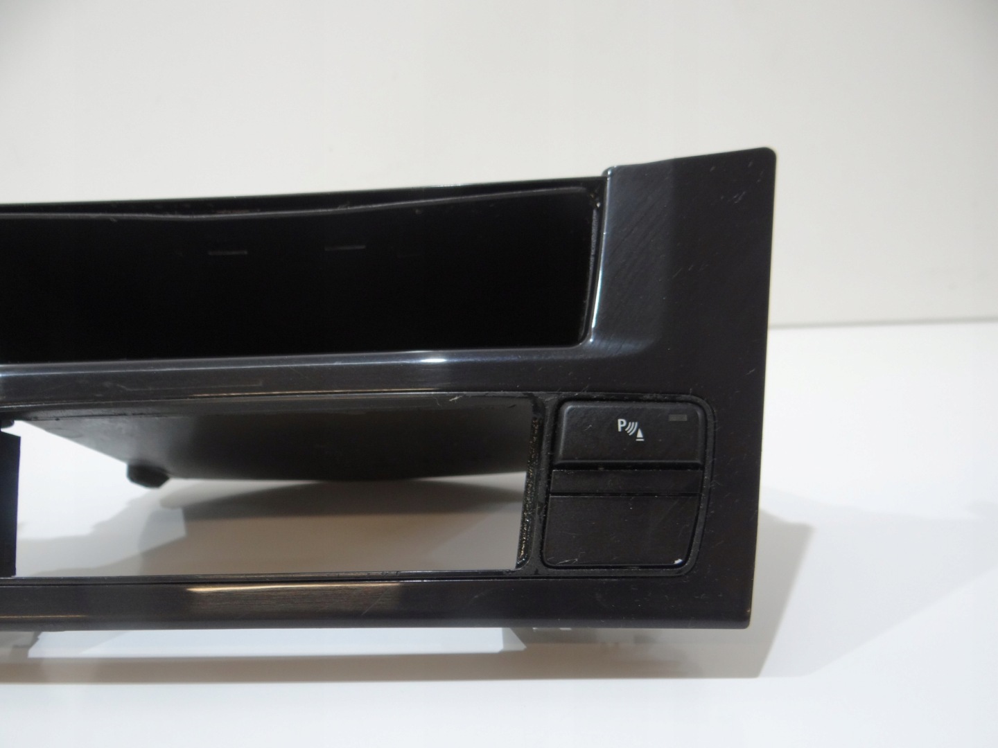 frame passenger compartment of the dashboard consoles BMW 5 E60 E61 9139391 (16657730)