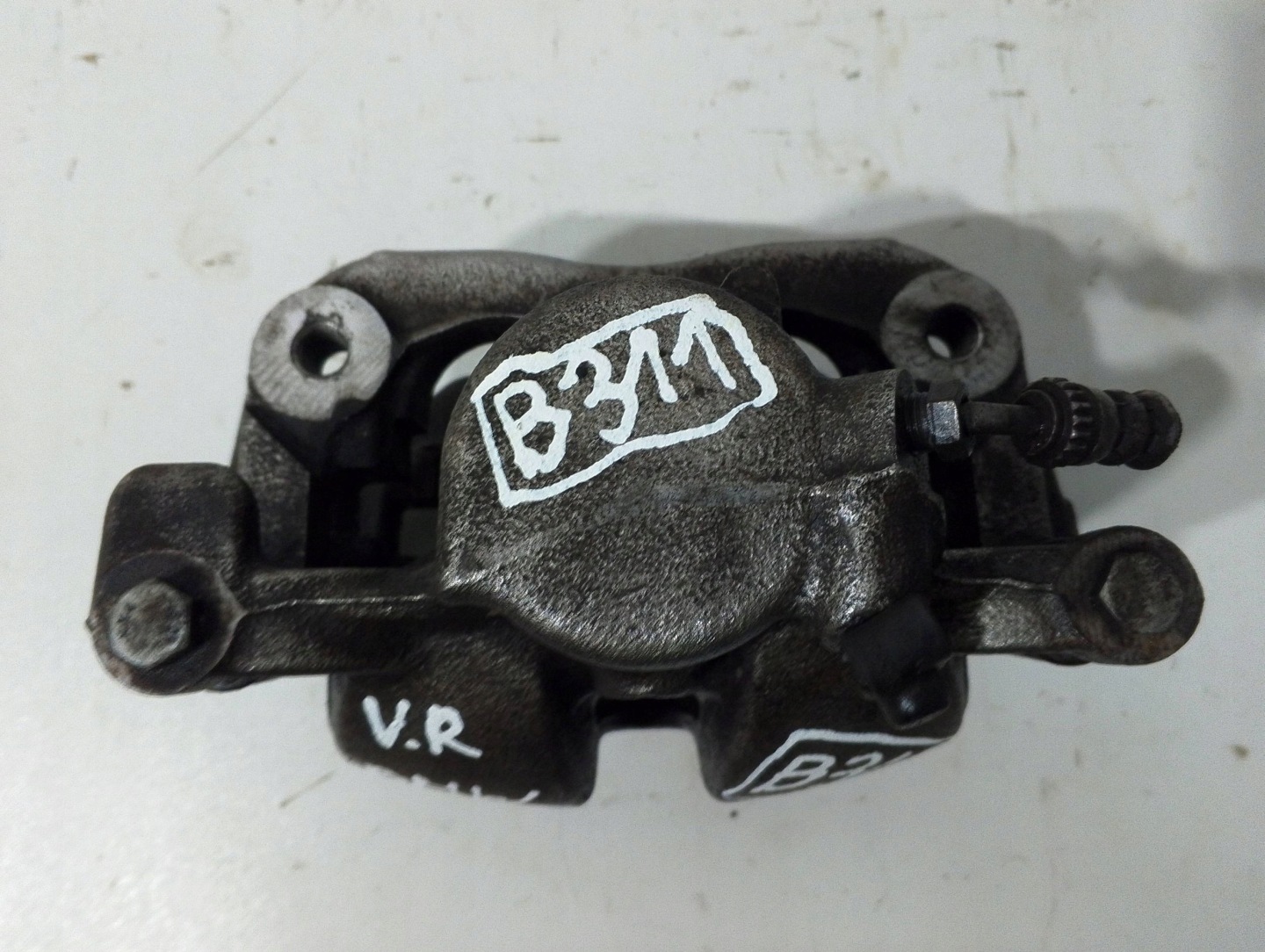 BMW 3 G20 G21 caliper front right 49037C (B311)