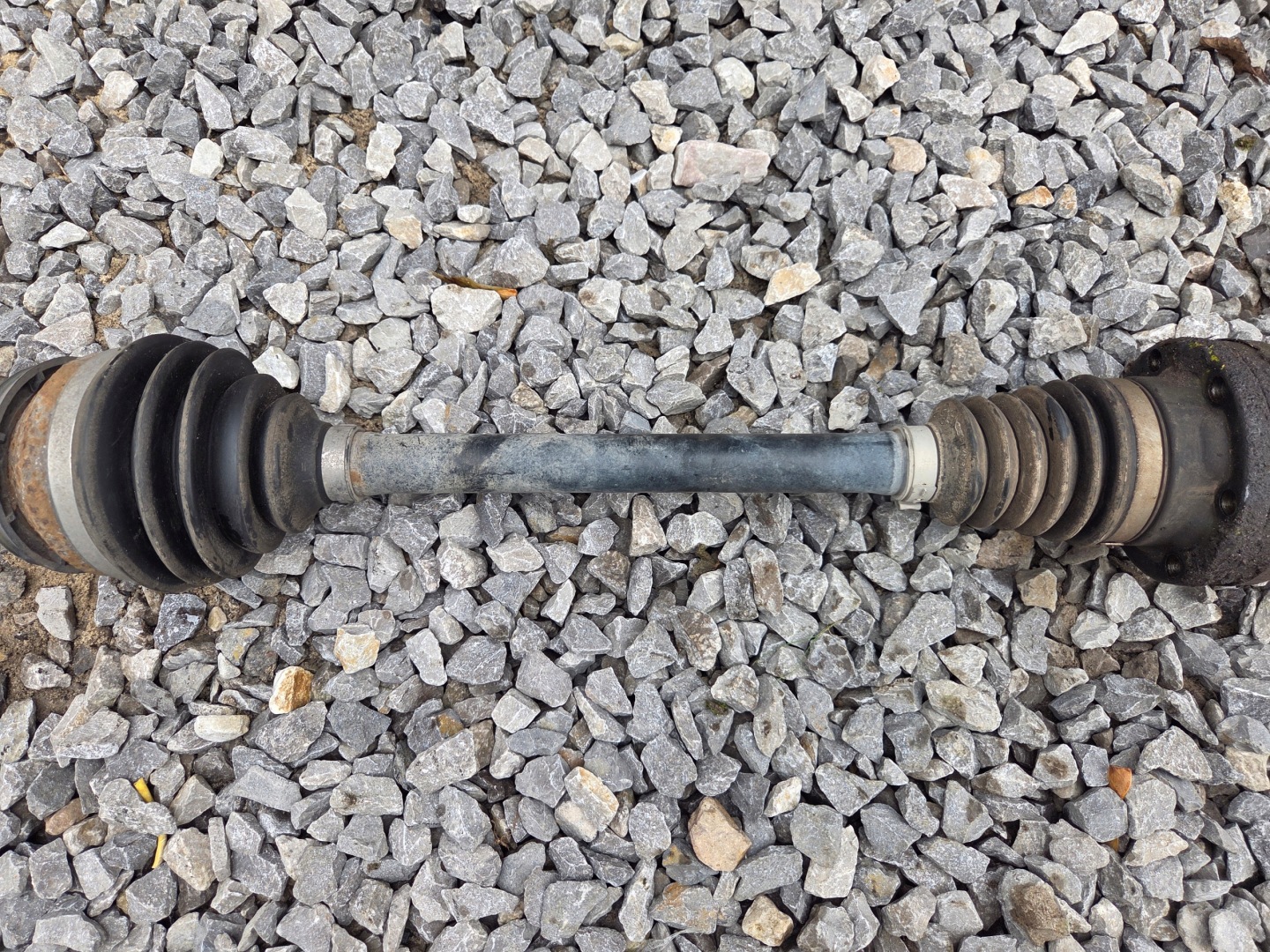 semi-axis left front 2.0 VW TRANSPORTER T5 7E0407271H