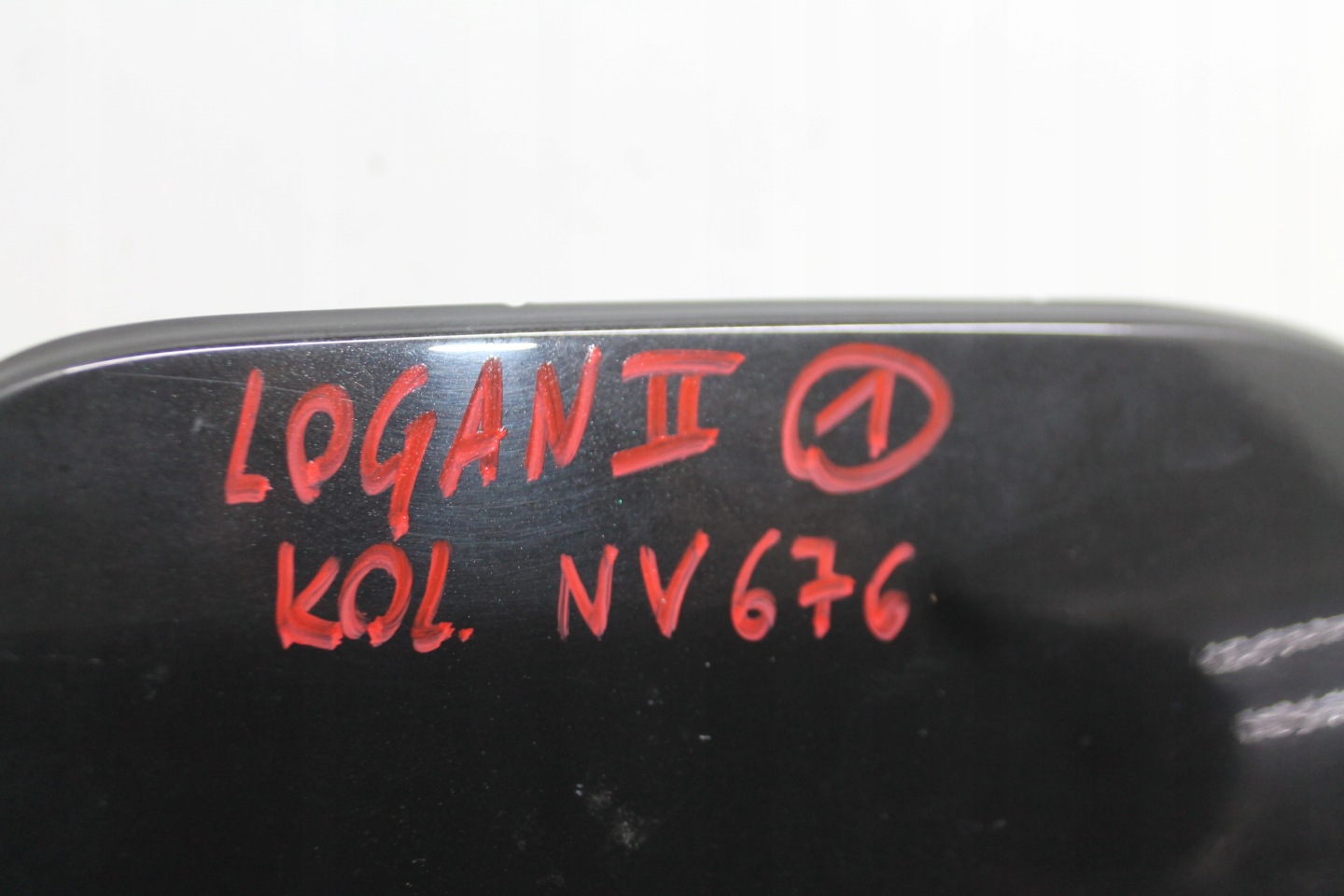 Tankklappe des Kraftstoffsbehälters DACIA LOGAN II NV676