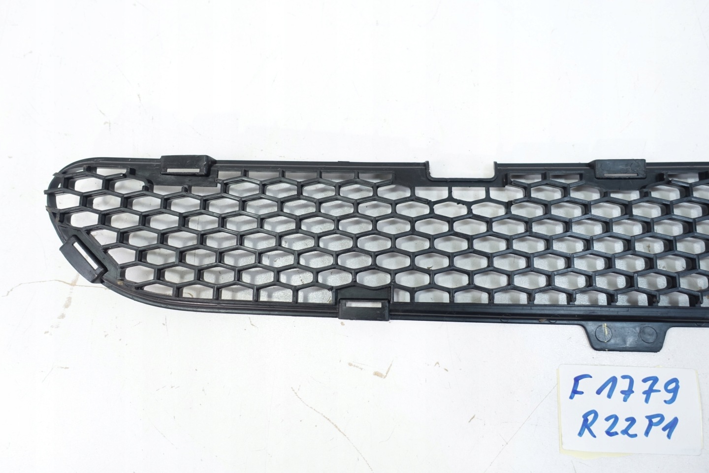 HYUNDAI TIBURION COUPE 1996- grille grid GRILLA bumper front 86552-27500