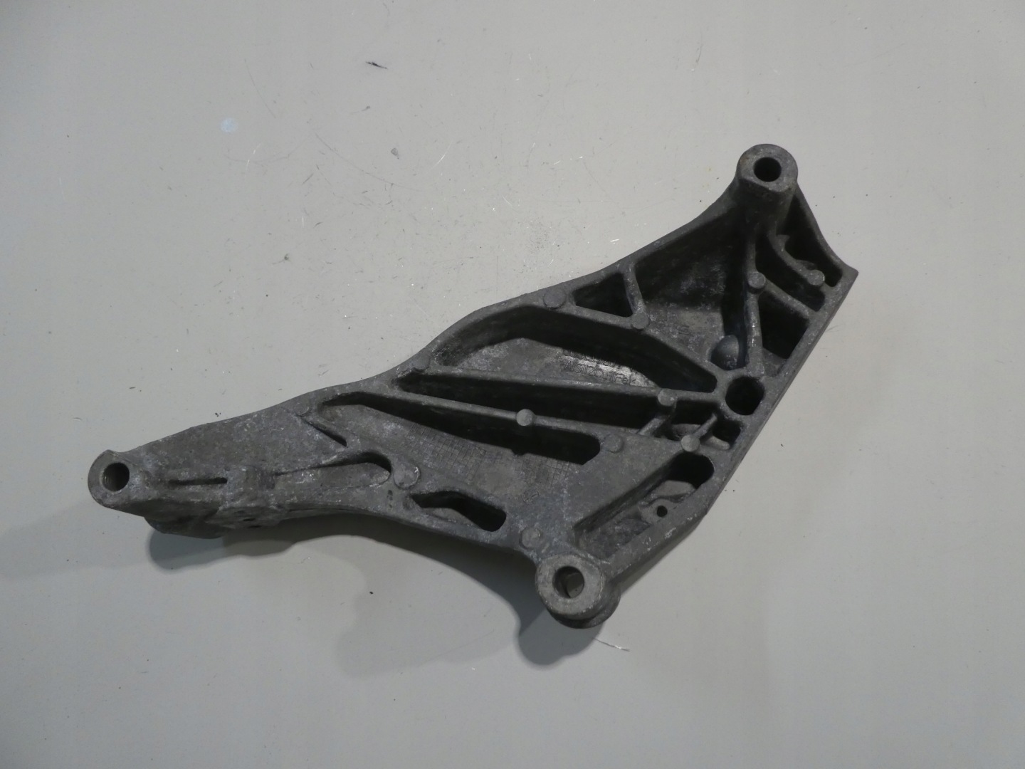 VW T6 T5 LIFT holder engine mount 06J199207R