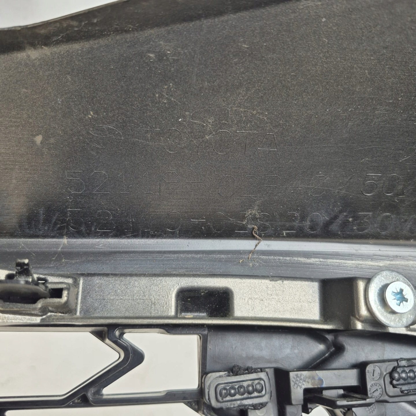 TOYOTA COROLLA XII E21 LIFT KOMBI HB bumper front front PDC 52114-YY010
