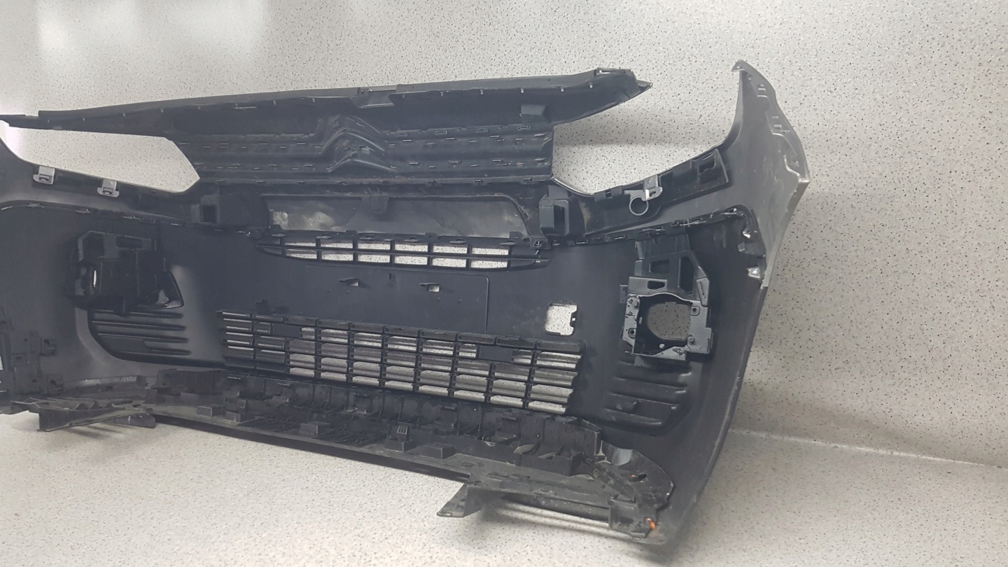 CITROEN BERLINGO IV LIFT 2019 - bumper front 8923
