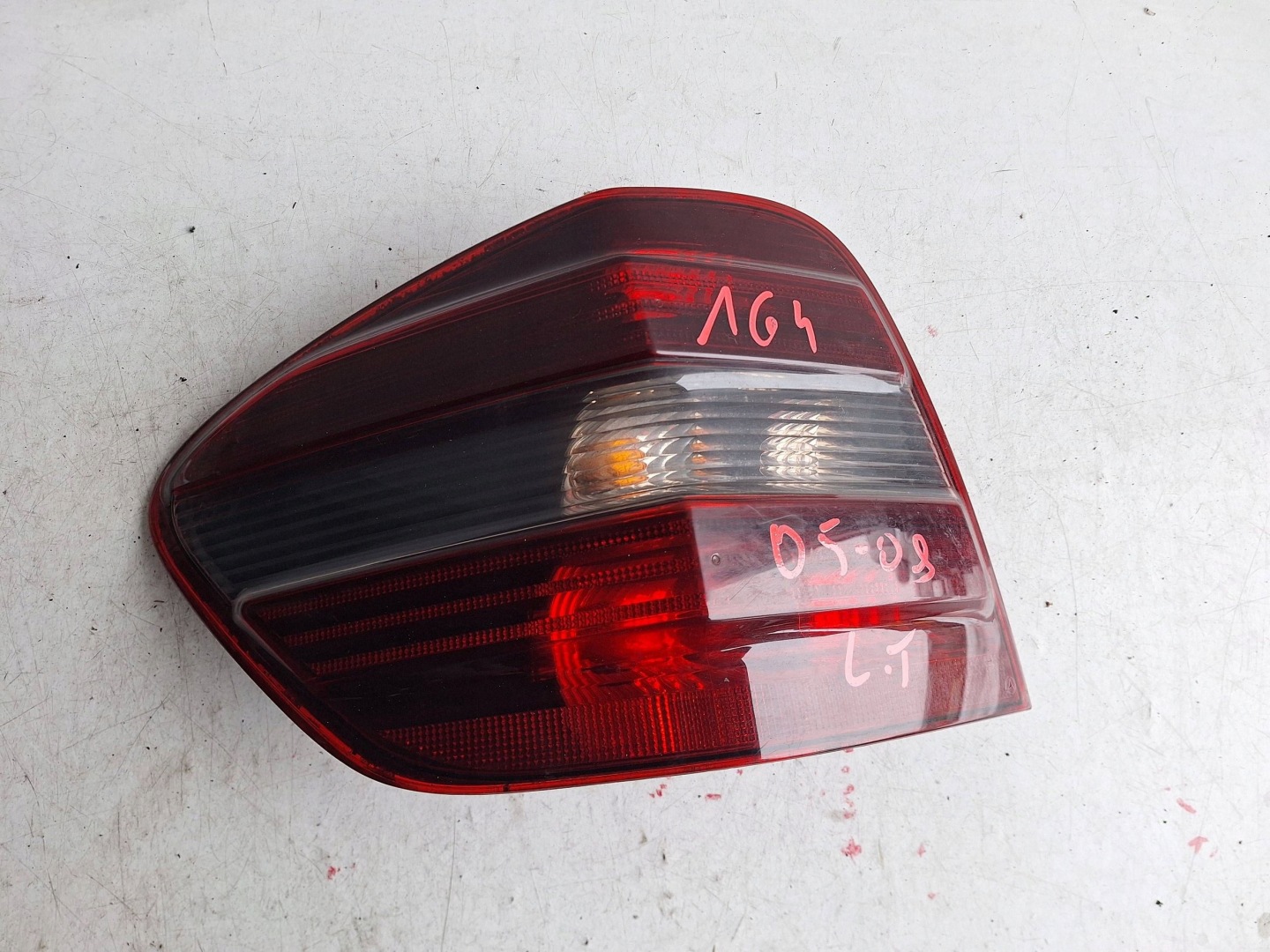 MERCEDES ML W164 light LEW rear part