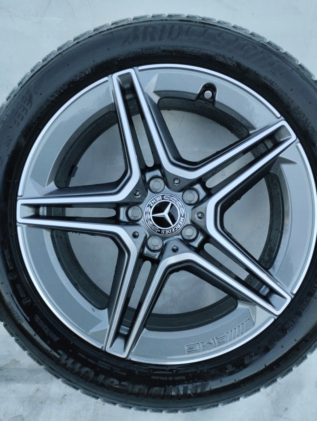 MERCEDES GLA 247 wheels discs ALU AMG