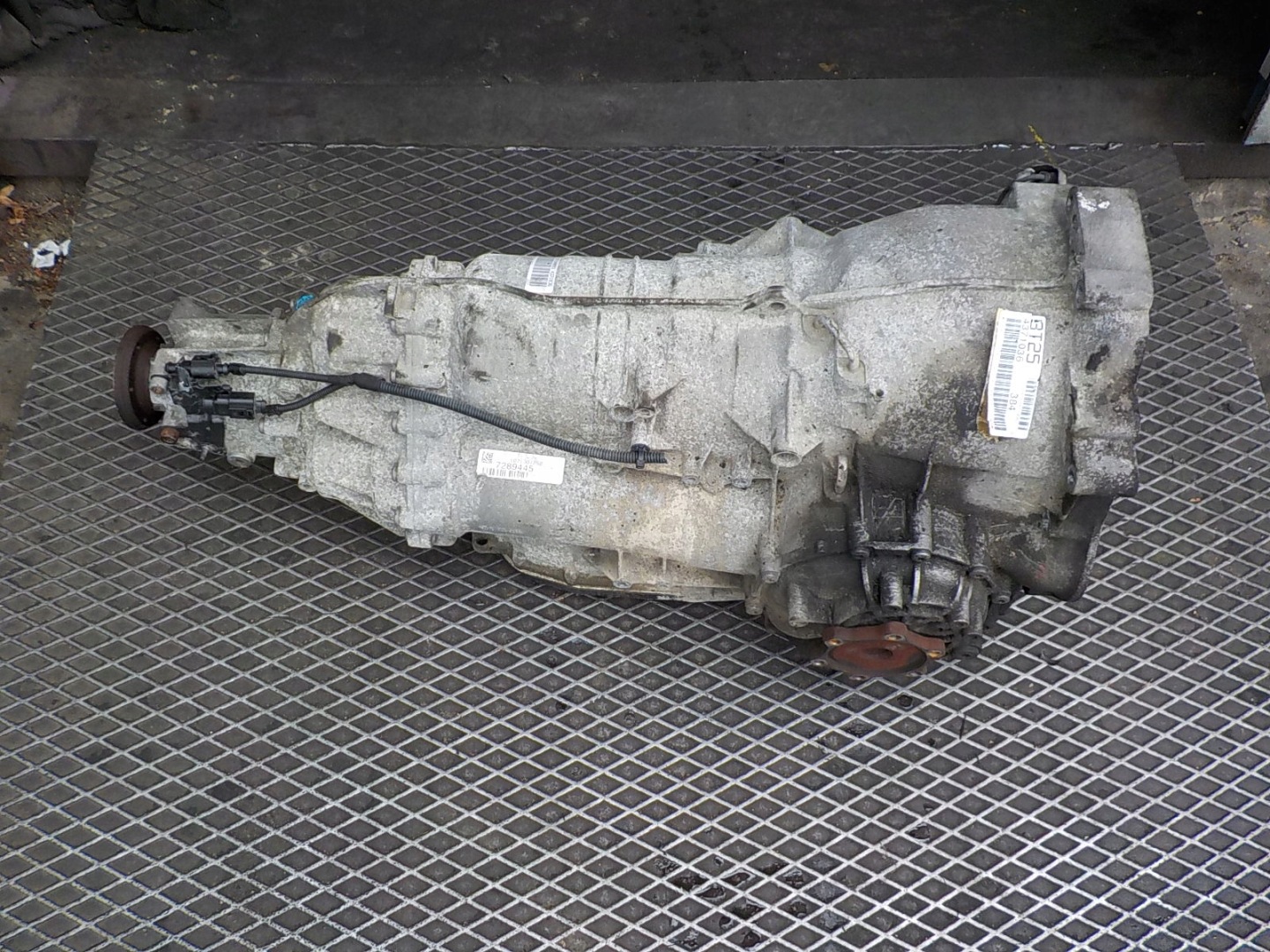 AUDI A6 C6 2.7 3.0 TDI Getriebe 3T25 1071137026