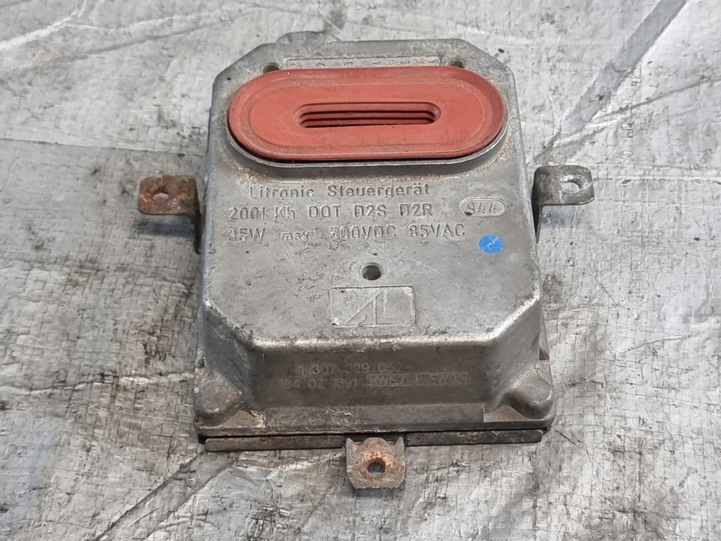 control unit XENON OE 1307329052 MERCEDES S KLASA W220