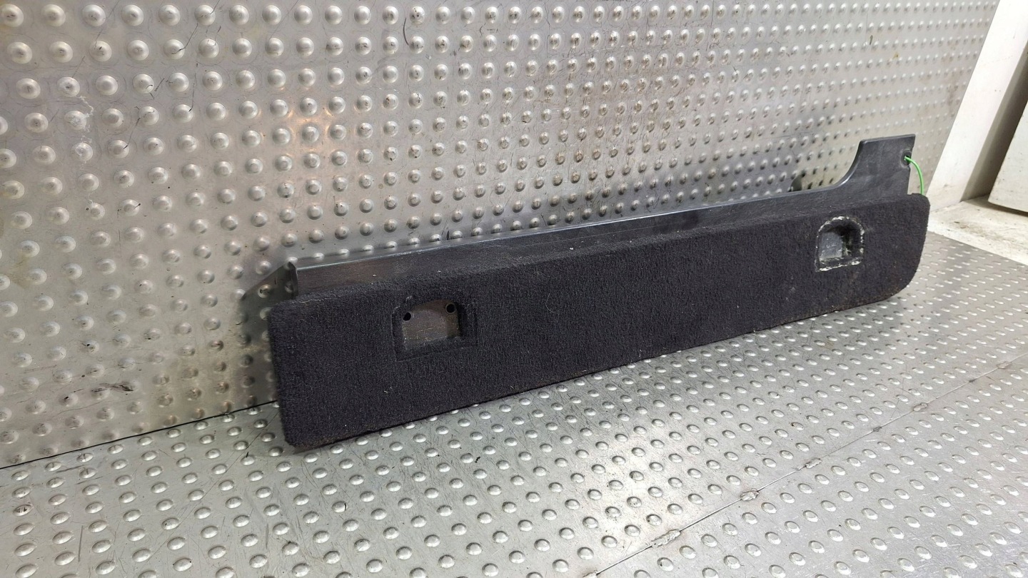 moulding cover boot left rear part 7L5863527L PORSCHE CAYENNE and 7L