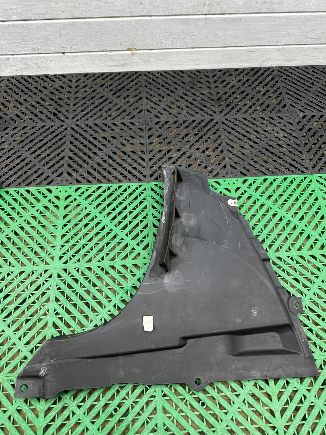mudguard front BMW 1 F70 9629828